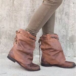 Free People Wayland distressed brown Boots